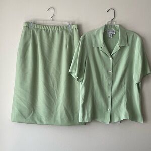 Pendleton 100% Silk Skirt Suit Size 12 Color Light Green Career Formal